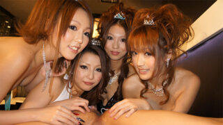 JapanHDV Hot babes are amusing rich guys in the club